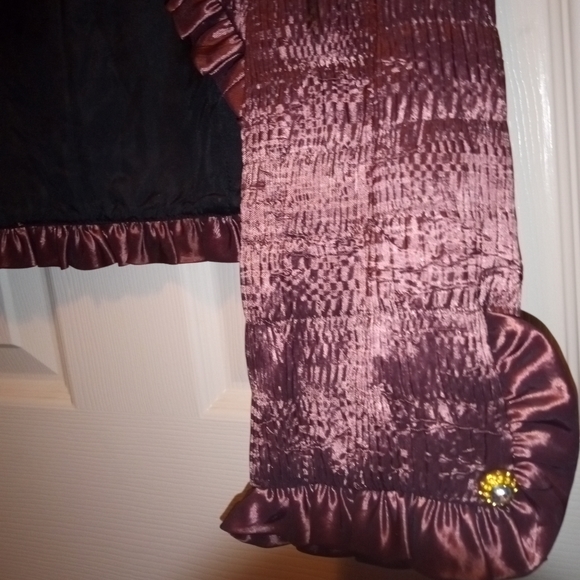 J.R Nites by Caliendo Satin Metallic Sheen Ruffle Edge Trim Shrug Bolero Evening - Picture 2 of 4